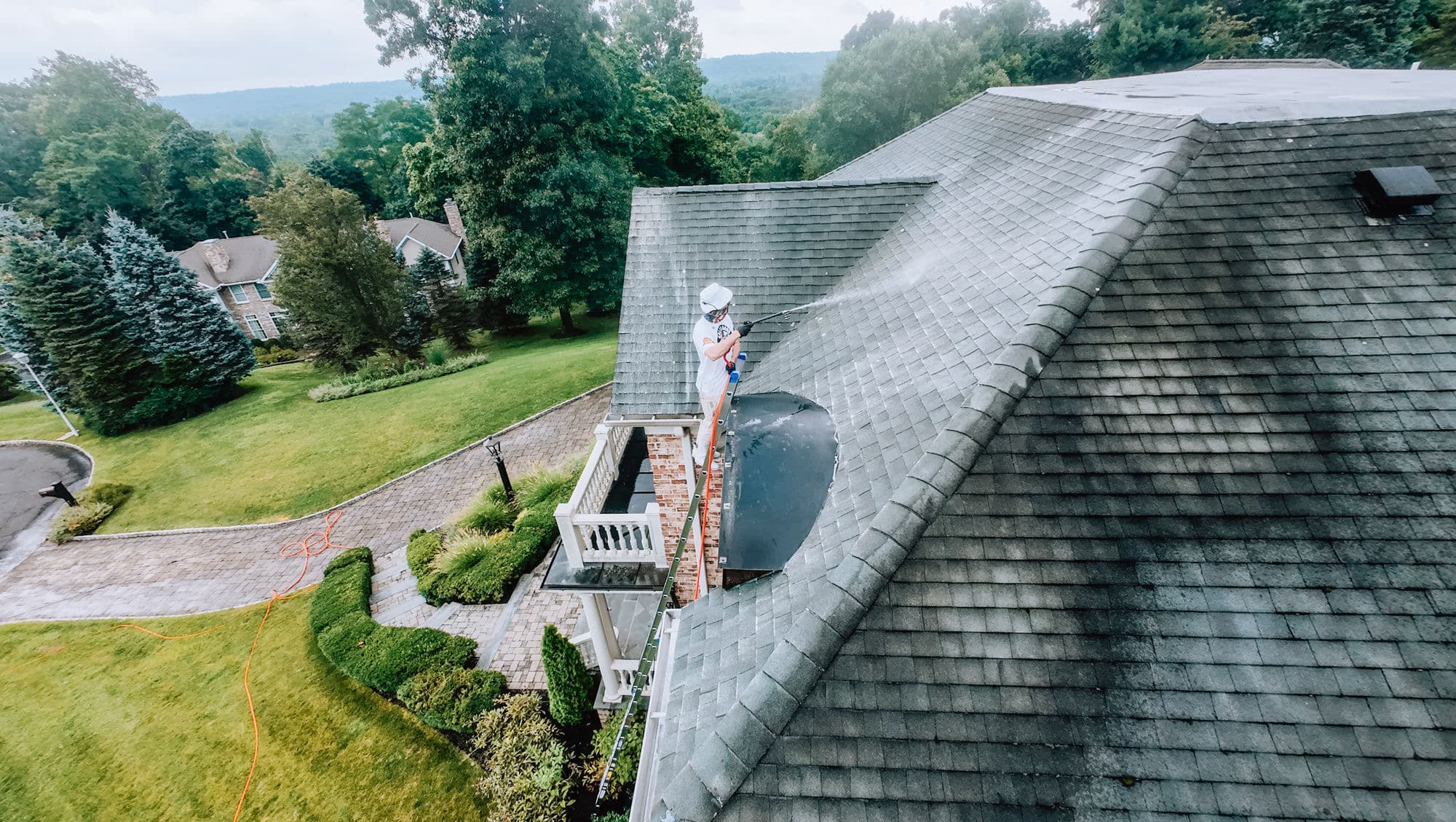Roof Cleaning